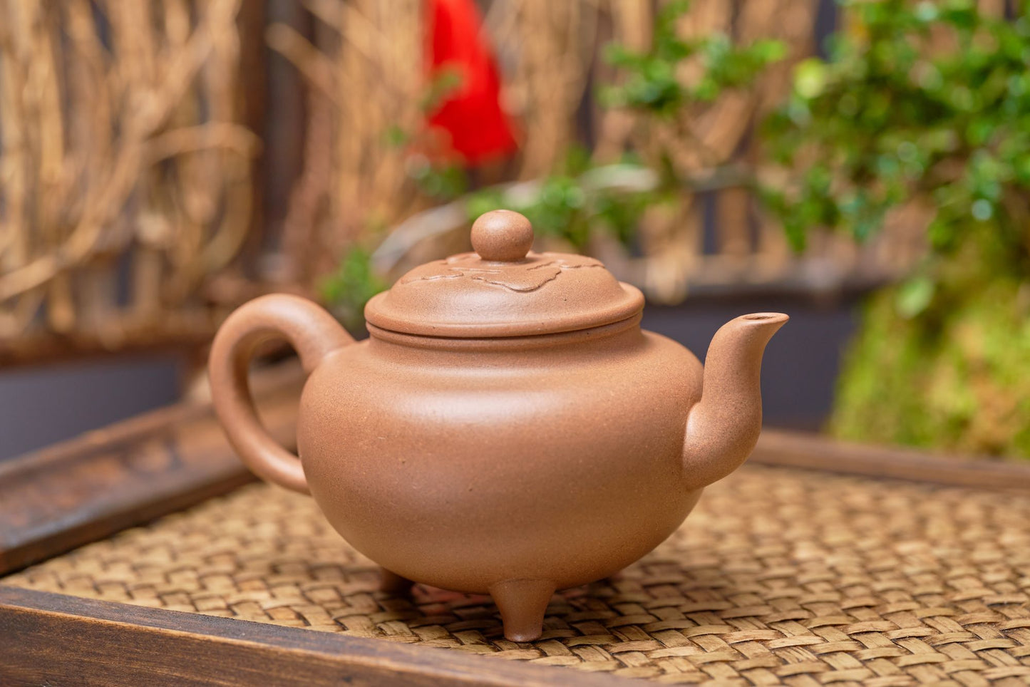 Da Bin Ruyi 다리가 3개인 Yixing Purple Clay (Zisha) 찻주전자. 수제 150ml
